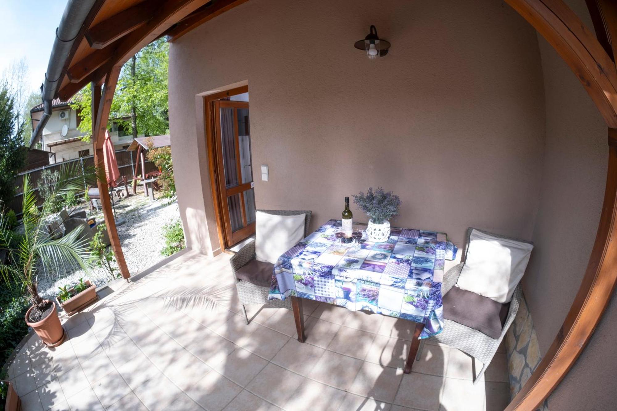 Vicze Apartmanház Siófok Exterior foto